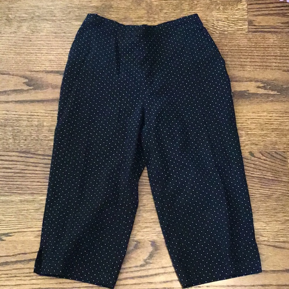 Polka dot capris